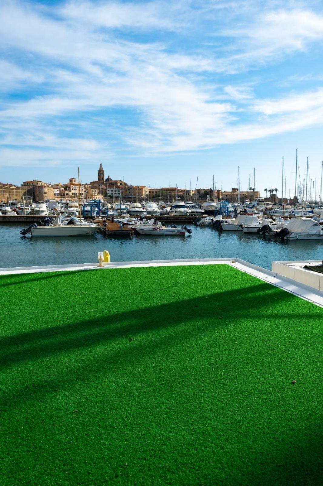 Hotel Houseboat Sardinia Alghero Exterior foto