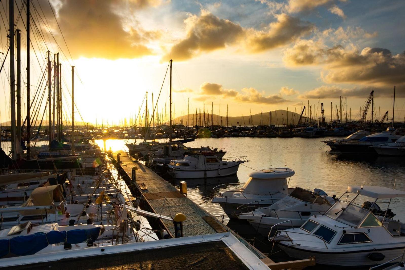 Hotel Houseboat Sardinia Alghero Exterior foto